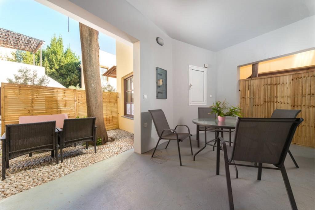Mulberry Suites Rhodes City Pokój zdjęcie